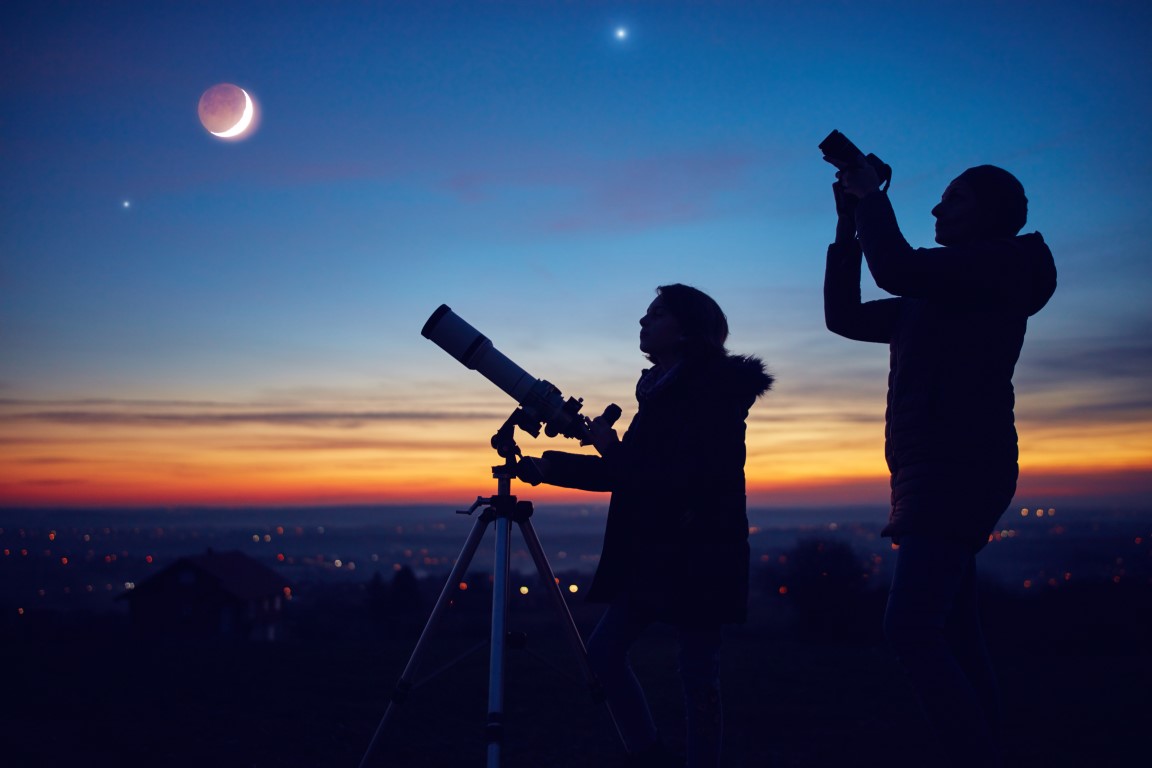 Exploring the Wonders of the Observable Universe: A Cosmic Quiz